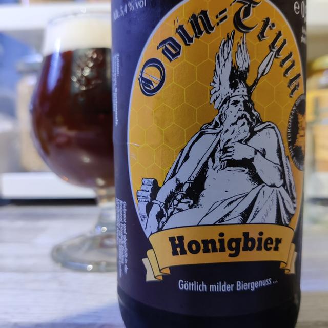 [Paket] Odin - Trunk (Honigbier / 9 Flaschen à 0,5 l / 5,4 % vol.)