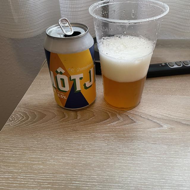 Een foto van Thomi U (Thomiswelt) met een Môtje