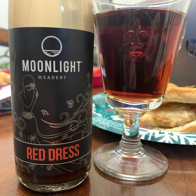 Red Dress - Moonlight Meadery - Untappd Red Dress - Moonlight Meadery - Untappd