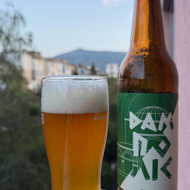 Photo (c) wavehustler