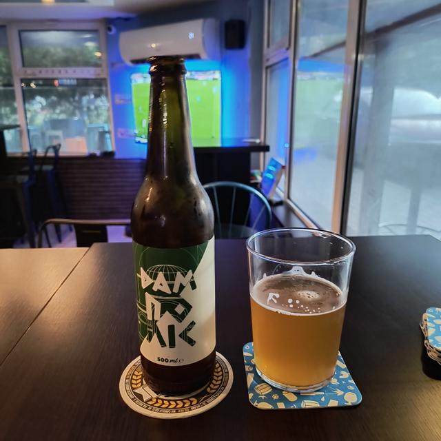 Photo (c) birenoshkembe