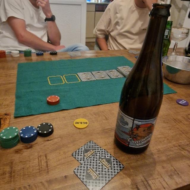 Een foto van Ewoud Te Welscher (Bierbolter) met een Everzwijn Tripel