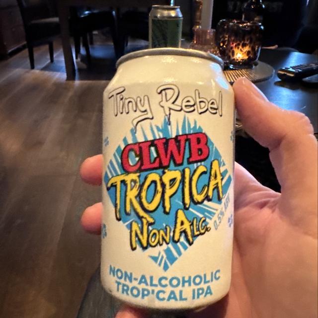Een foto van bjørn Ofstad (chrisofstad) met een Clwb Tropica Non Alc.