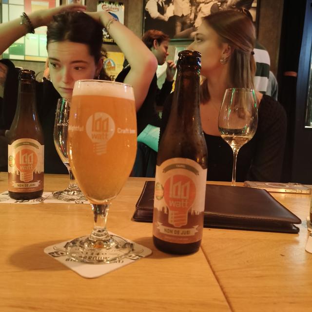 Een foto van Mika van den Heuvel (Mikaheuvel) met een Non De Jus!