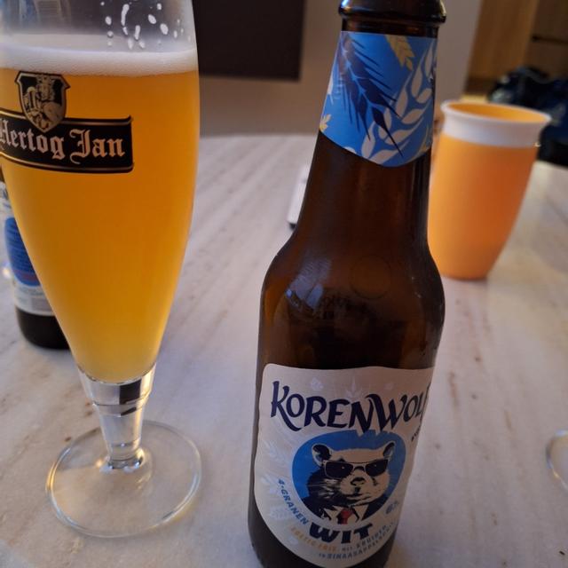 Een foto van Menno van Hattum (Qubinator) met een Korenwolf