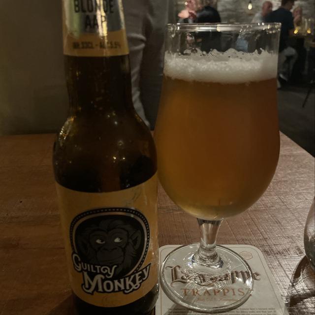 Een foto van groetjesLen (groetjesLen) met een Blonde Aap