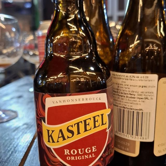 Een foto van Vali Ionescu (IonescuVali) met een Kasteel Rouge