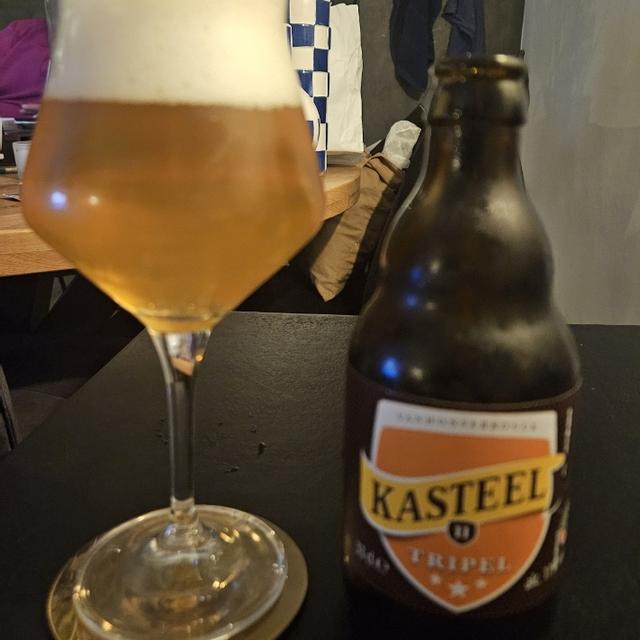 Een foto van Arnold Seppenwoolde (arnoldspw) met een Kasteel Tripel