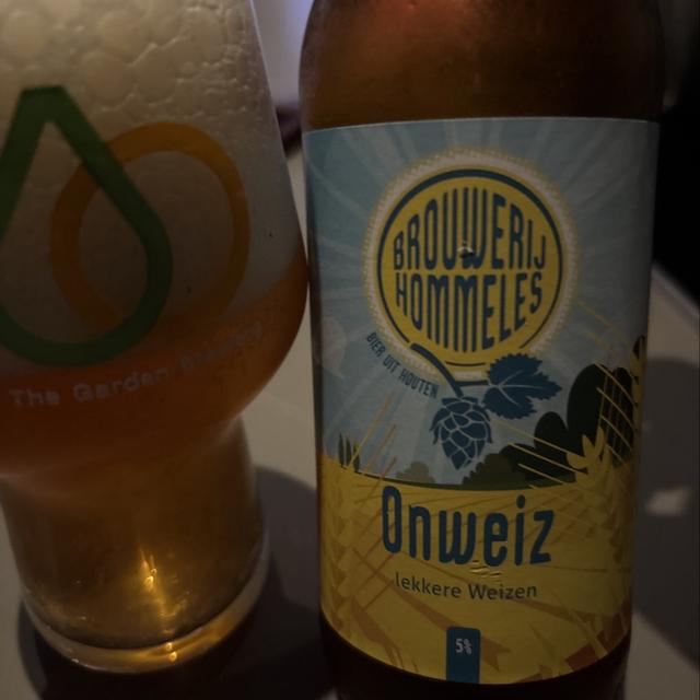 Een foto van John Versteeg (Johnnyhockey11) bij de brouwerij Brouwerij Hommeles