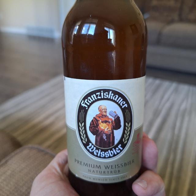 Een foto van Jeremy Van Leer (Dutchman_Van) met een Franziskaner Premium Weissbier Naturtrüb