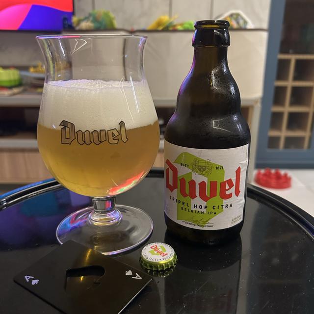 Een foto van Thiago Souto (tmsouto) met een Duvel Tripel Hop Citra