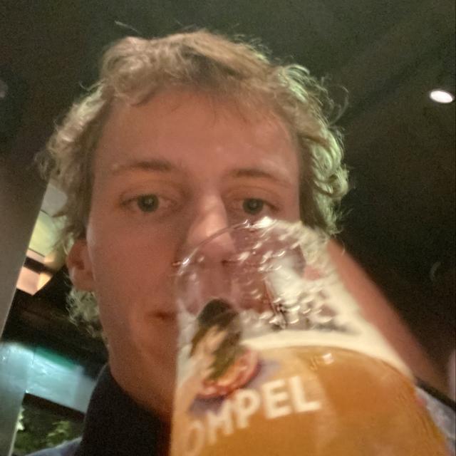 Een foto van Siem Schimmel (SiemSchimmel) bij de brouwerij Brouwerij Kompel