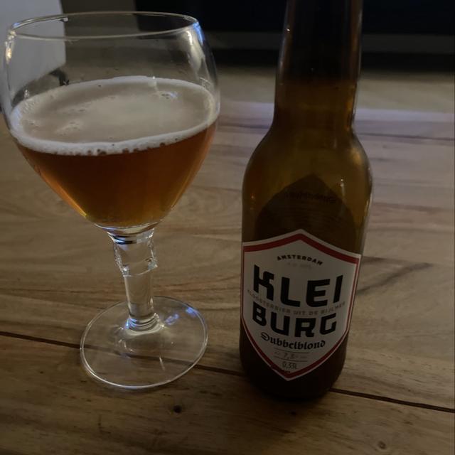 Een foto van Melvin Kemp (melvin_kemp_1806) met een Dubbelblond