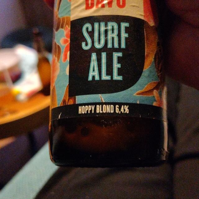 Een foto van Remon Koehorst (RemonKoehorst) met een Surf Ale