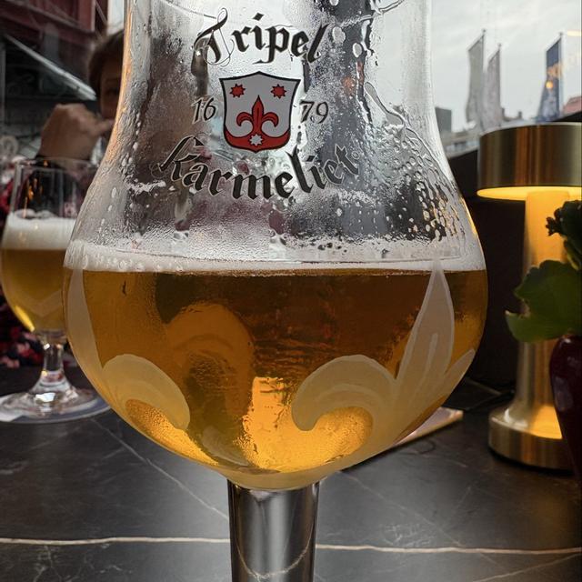 Een foto van Jim Cupers (Bakkerr28) met een Tripel Karmeliet