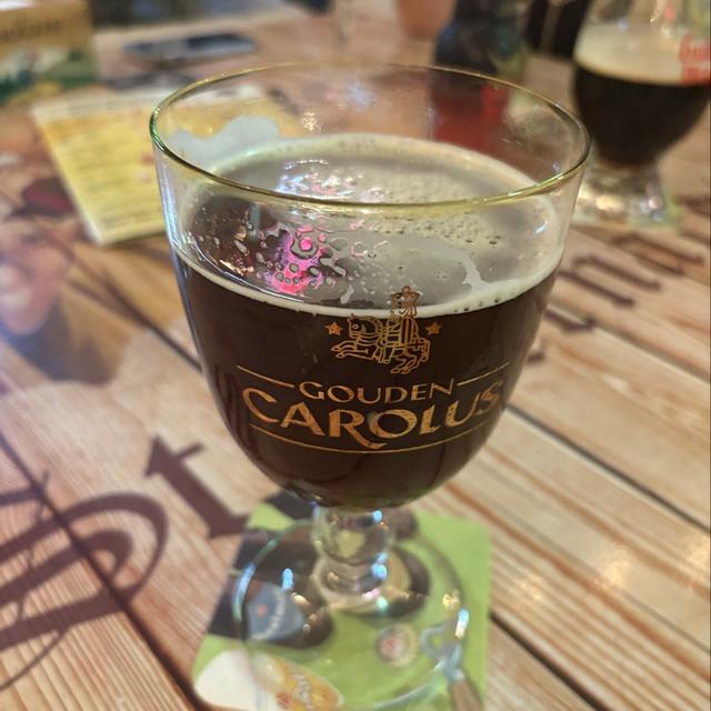 Een foto van Greeves99965 (Greeves99965) met een Gouden Carolus Classic