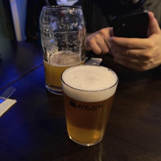 Photo (c) birenoshkembe