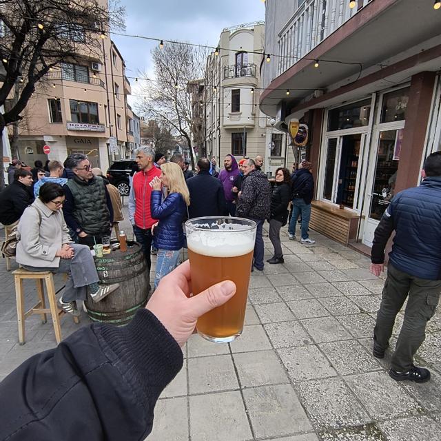 Photo (c) birenoshkembe